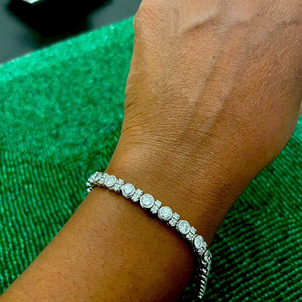 5.98 carat Bezel Set Diamond Tennis Bracelet